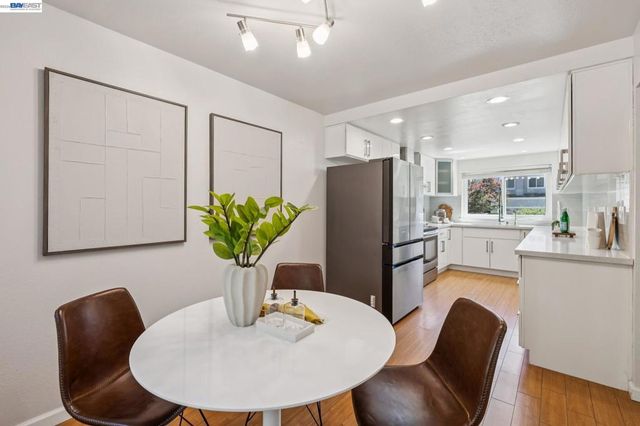 28086 Thorup Ln, Hayward, CA 94542