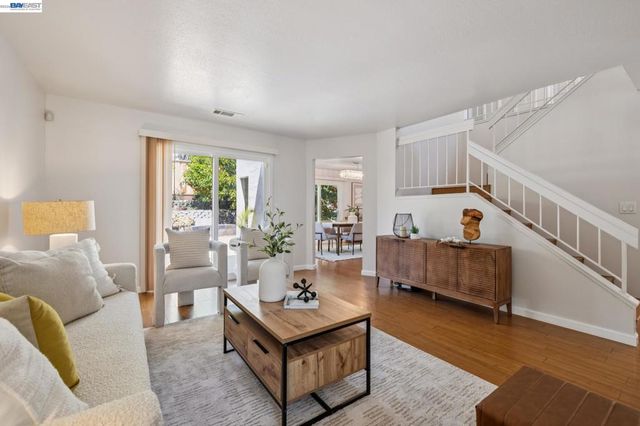 28086 Thorup Ln, Hayward, CA 94542