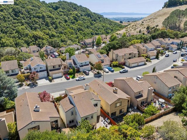 28086 Thorup Ln, Hayward, CA 94542