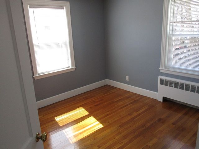 12 Waverley St 12, Waltham, MA 02453