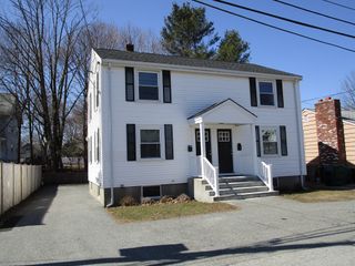 12 Waverley St 12, Waltham, MA 02453