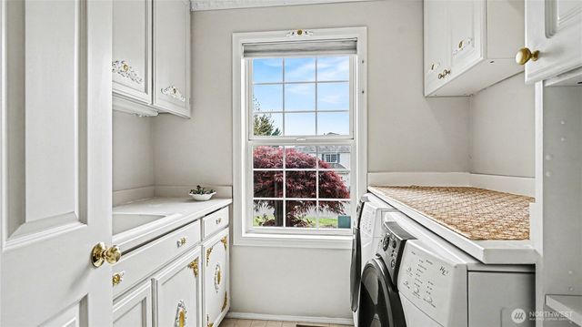 23144 NE 14th Court, Sammamish, WA 98074