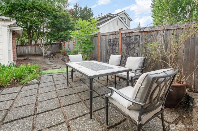 23144 NE 14th Court, Sammamish, WA 98074