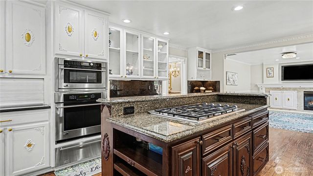 23144 NE 14th Court, Sammamish, WA 98074