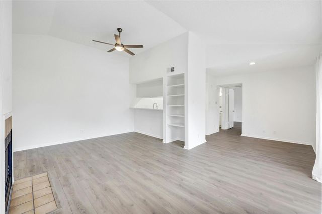9226 Jollyville RD 223, Austin, TX 78759