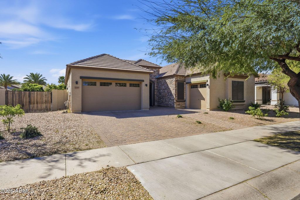 22377 E SENTIERO Drive, Queen Creek, AZ 85142 — photo 3