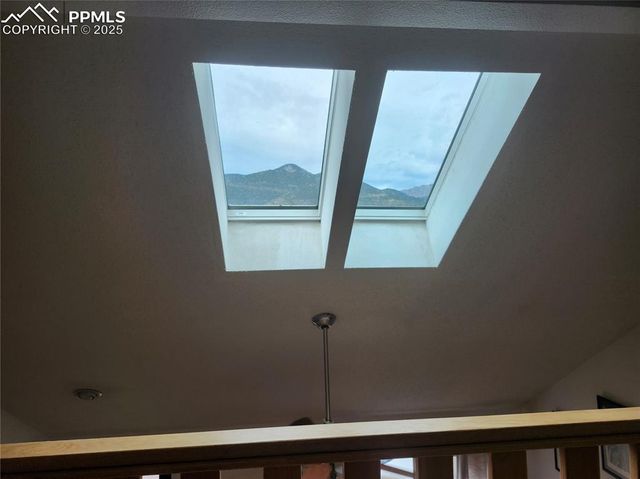 81 Crystal Park Road C, Manitou Springs, CO 80829