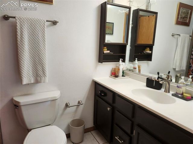 81 Crystal Park Road C, Manitou Springs, CO 80829