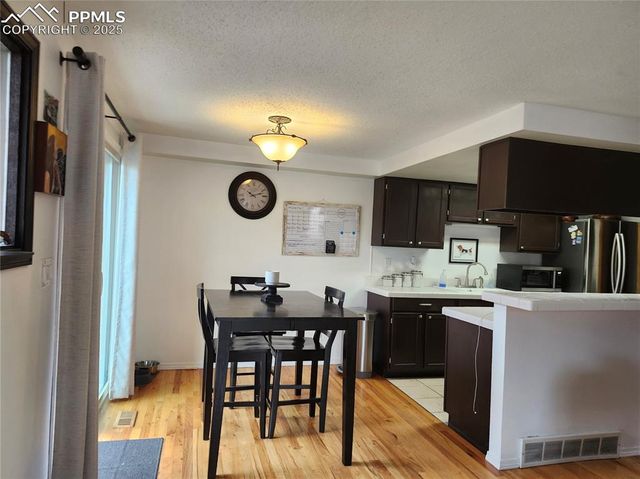 81 Crystal Park Road C, Manitou Springs, CO 80829