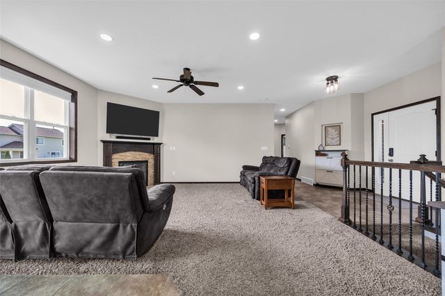 3118 Carlisle Circle, Marion, IA 52302