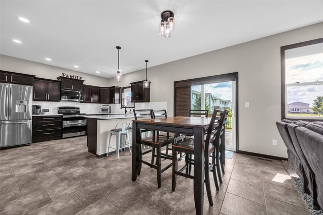 3118 Carlisle Circle, Marion, IA 52302