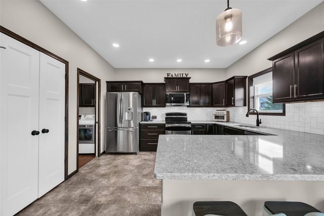 3118 Carlisle Circle, Marion, IA 52302