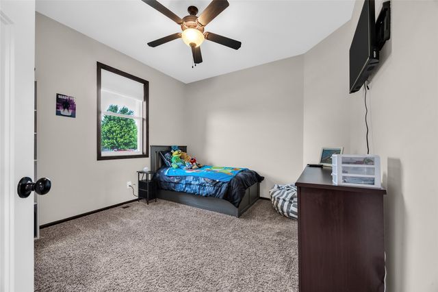 3118 Carlisle Circle, Marion, IA 52302