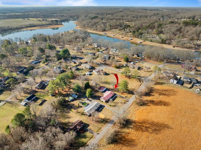 215 Hill St, Estill Springs, TN 37330