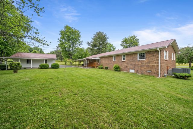 215 Hill St, Estill Springs, TN 37330