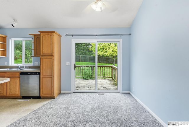 7511 N 73 Circle, Omaha, NE 68122