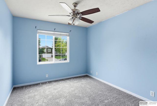 7511 N 73 Circle, Omaha, NE 68122