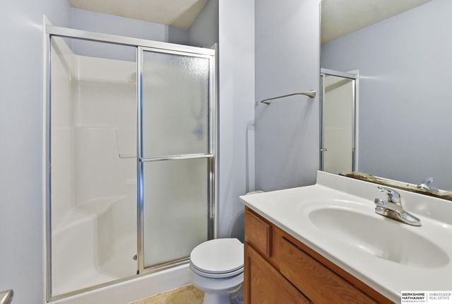 7511 N 73 Circle, Omaha, NE 68122