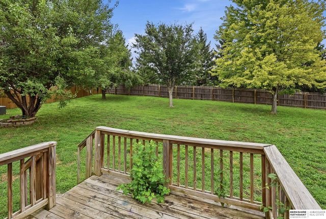 7511 N 73 Circle, Omaha, NE 68122