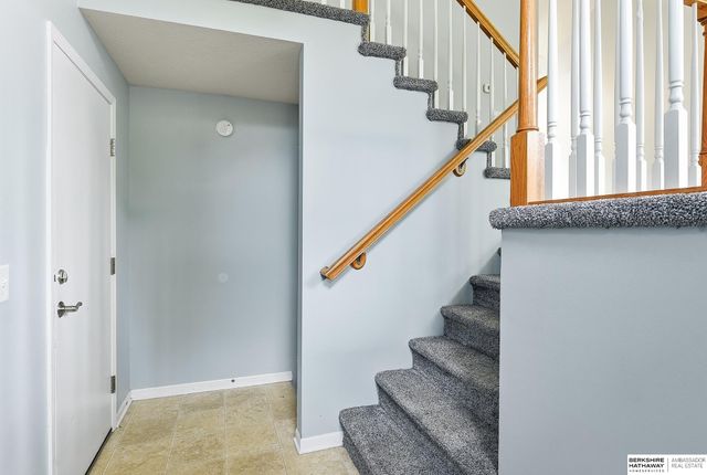 7511 N 73 Circle, Omaha, NE 68122