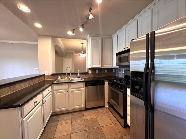 9525 N Capital Of Texas Highway 232, Austin, TX 78759