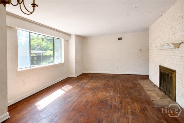 5442 Magnolia Avenue, Savannah, GA 31406