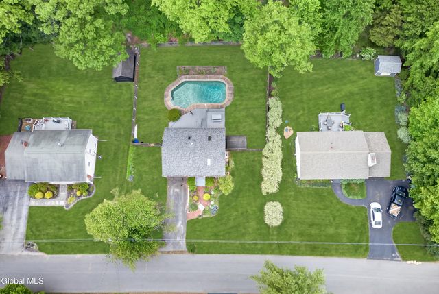 5 White Pine Lane, Wilton, NY 12866