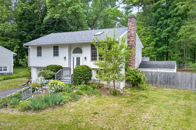 5 White Pine Lane, Wilton, NY 12866