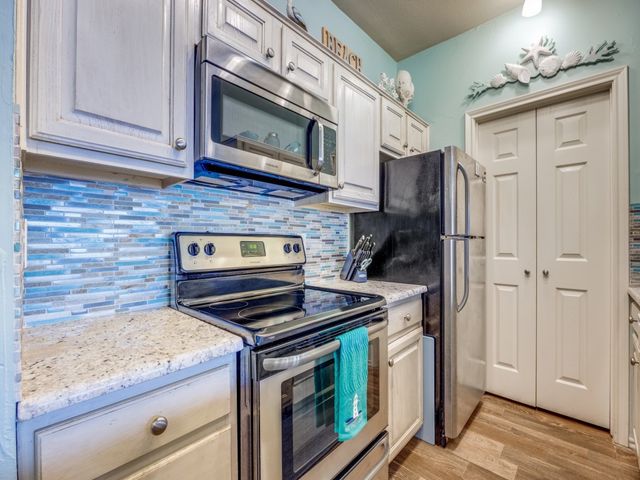 2164 Tanglewood Boulevard C115, Pottsboro, TX 75076