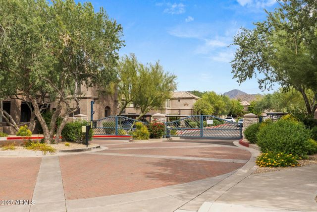 11680 E Sahuaro Drive Unit 2017, Scottsdale, AZ 85259