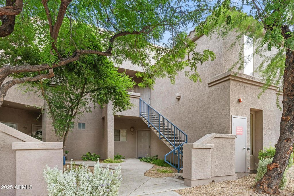 11680 E Sahuaro Drive Unit 2017, Scottsdale, AZ 85259