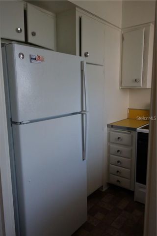 200 N BETTY LANE 2E, Clearwater, FL 33755