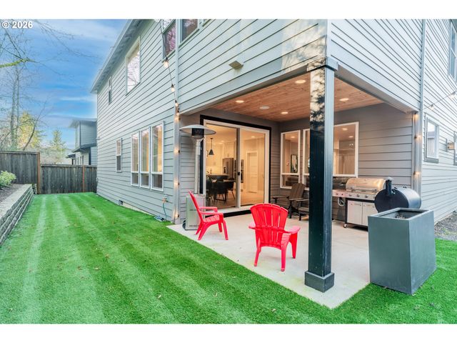 14044 Sw WALNUT Ln, Tigard, OR 97223