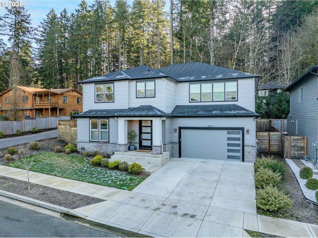 14044 Sw WALNUT Ln, Tigard, OR 97223