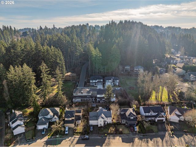 14044 Sw WALNUT Ln, Tigard, OR 97223