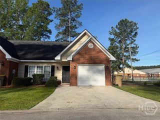 23 Crossing Drive, Richmond Hill, GA 31324