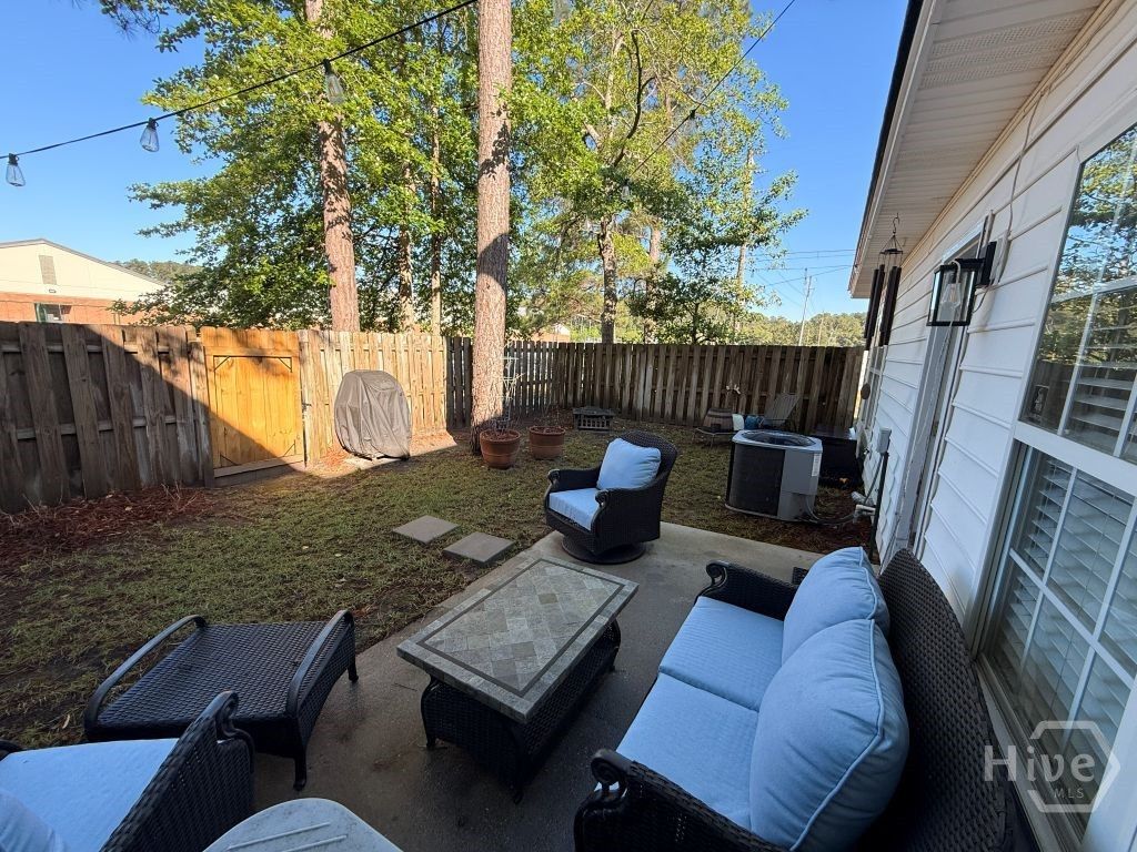 Image 13 of property listing at 23 Crossing Drive, Richmond Hill, GA 31324