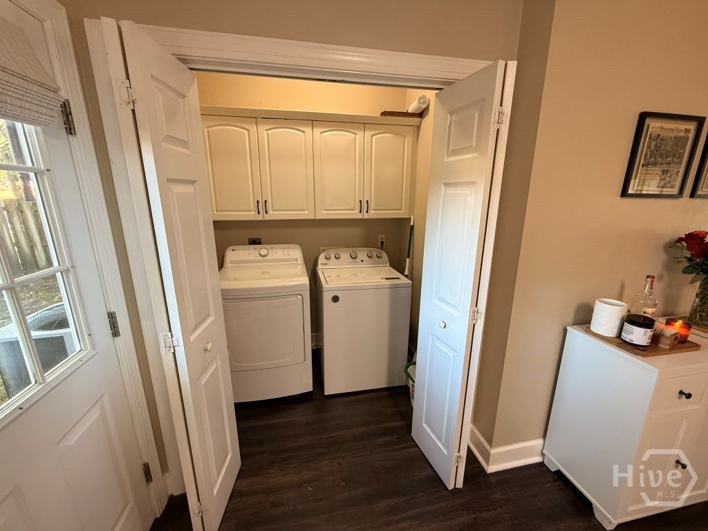 Image 7 of property listing at 23 Crossing Drive, Richmond Hill, GA 31324