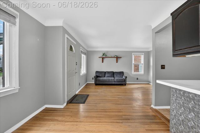 15861 Anne Avenue, Allen Park, MI 48101
