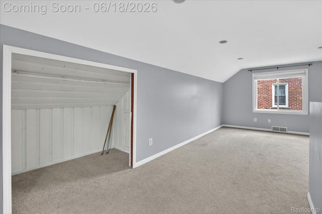 15861 Anne Avenue, Allen Park, MI 48101