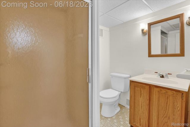 15861 Anne Avenue, Allen Park, MI 48101