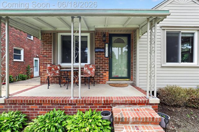 15861 Anne Avenue, Allen Park, MI 48101