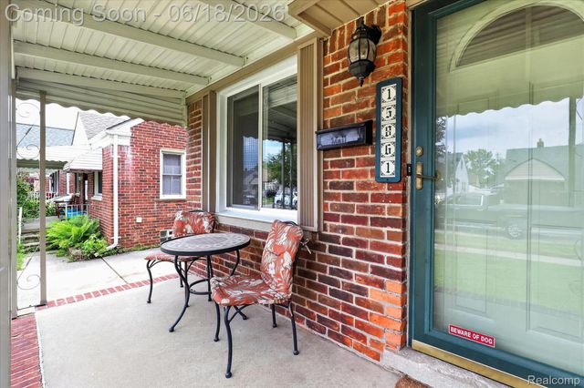 15861 Anne Avenue, Allen Park, MI 48101