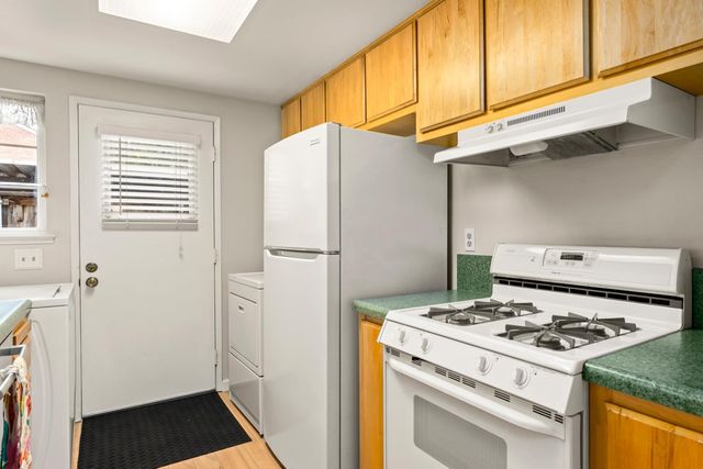 4007 Oak Villa Cir, Carmichael, CA 95608