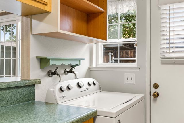 4007 Oak Villa Cir, Carmichael, CA 95608