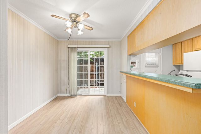 4007 Oak Villa Cir, Carmichael, CA 95608