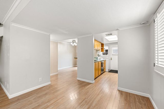 4007 Oak Villa Cir, Carmichael, CA 95608