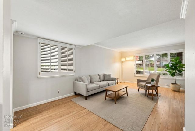 4007 Oak Villa Cir, Carmichael, CA 95608