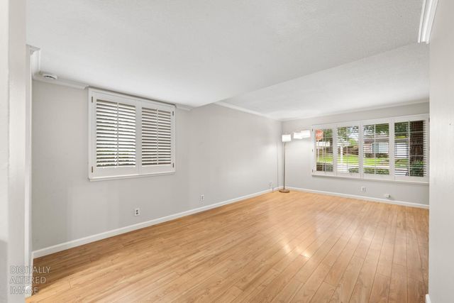 4007 Oak Villa Cir, Carmichael, CA 95608