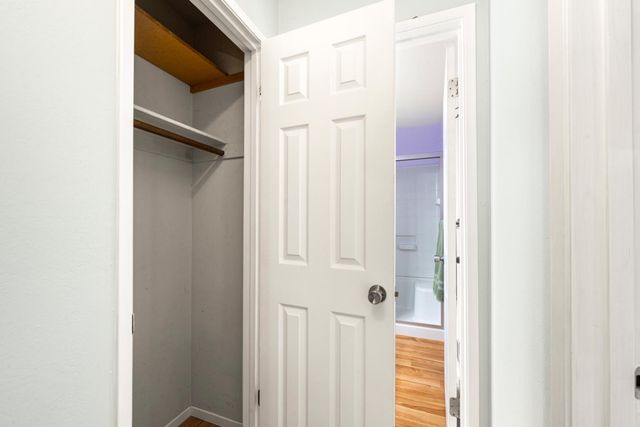 4007 Oak Villa Cir, Carmichael, CA 95608